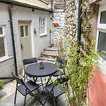 2 Bed In Broughton-in-furness Oc-sz429