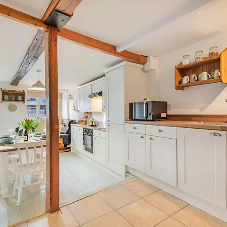 2 Bed In Broughton-in-furness Sz429 *