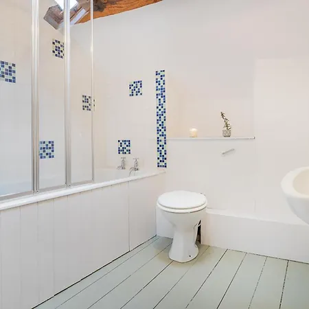 2 Bed In Broughton-in-furness Sz429 *